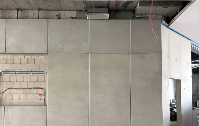 Beton architektoniczny – nowoczesne oblicze prefabrykacji i estetyki w budownictwie