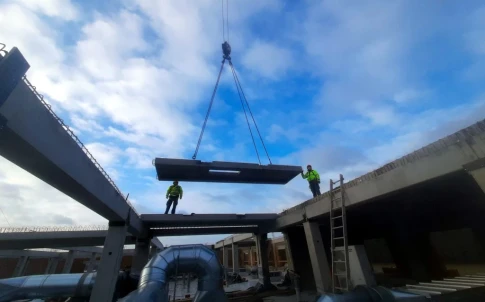 Wynajem dźwigu 40 ton